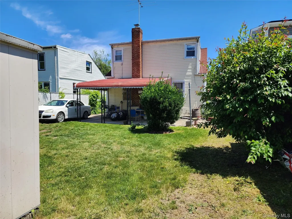 11942 238th Street Cambria Heights NY 11411