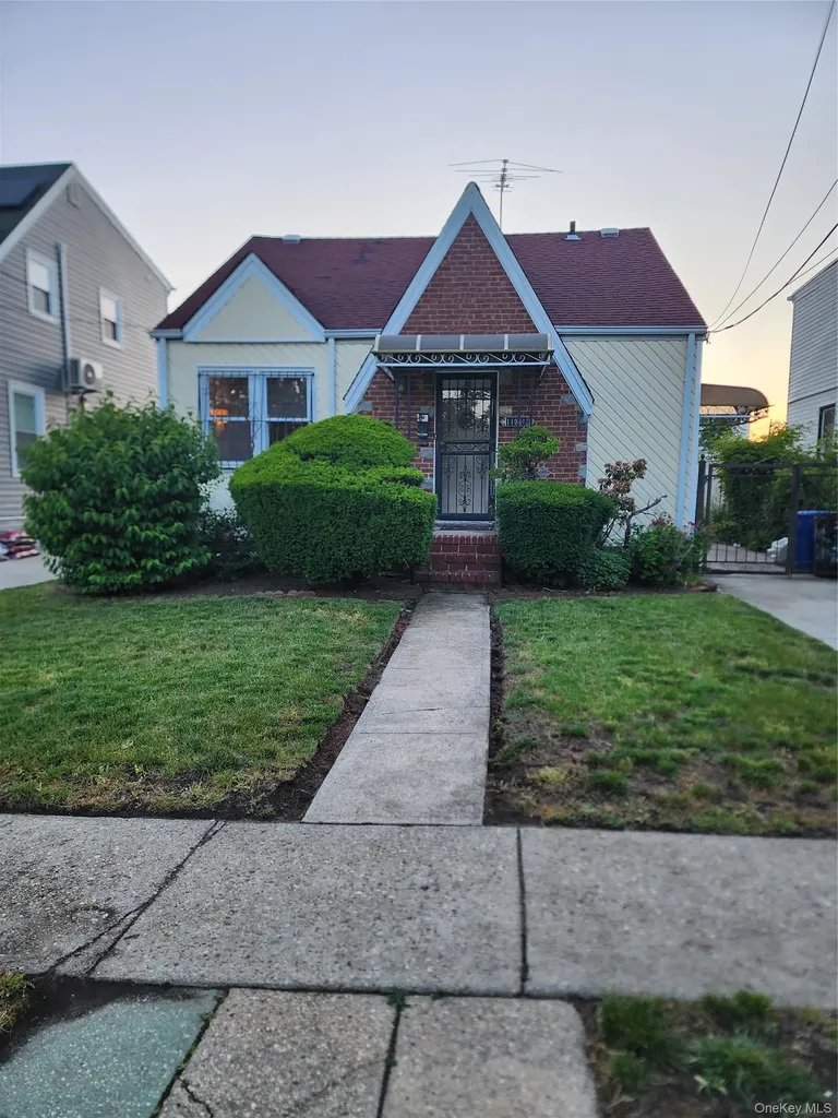 11942 238th Street Cambria Heights NY 11411