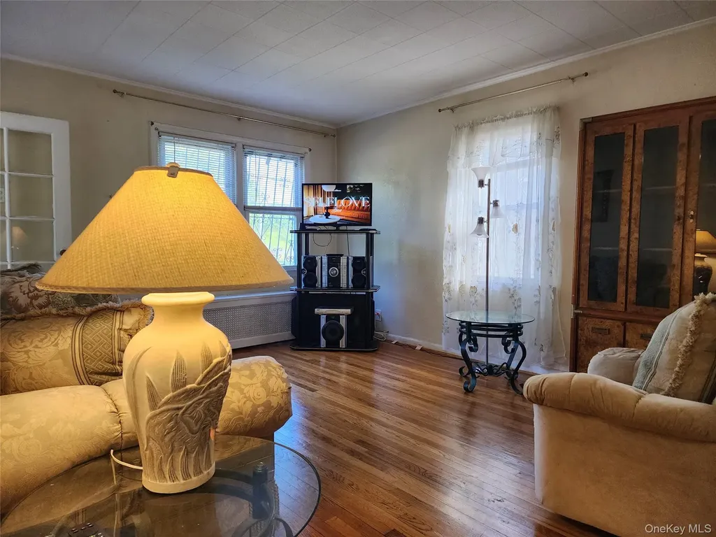 11942 238th Street Cambria Heights NY 11411