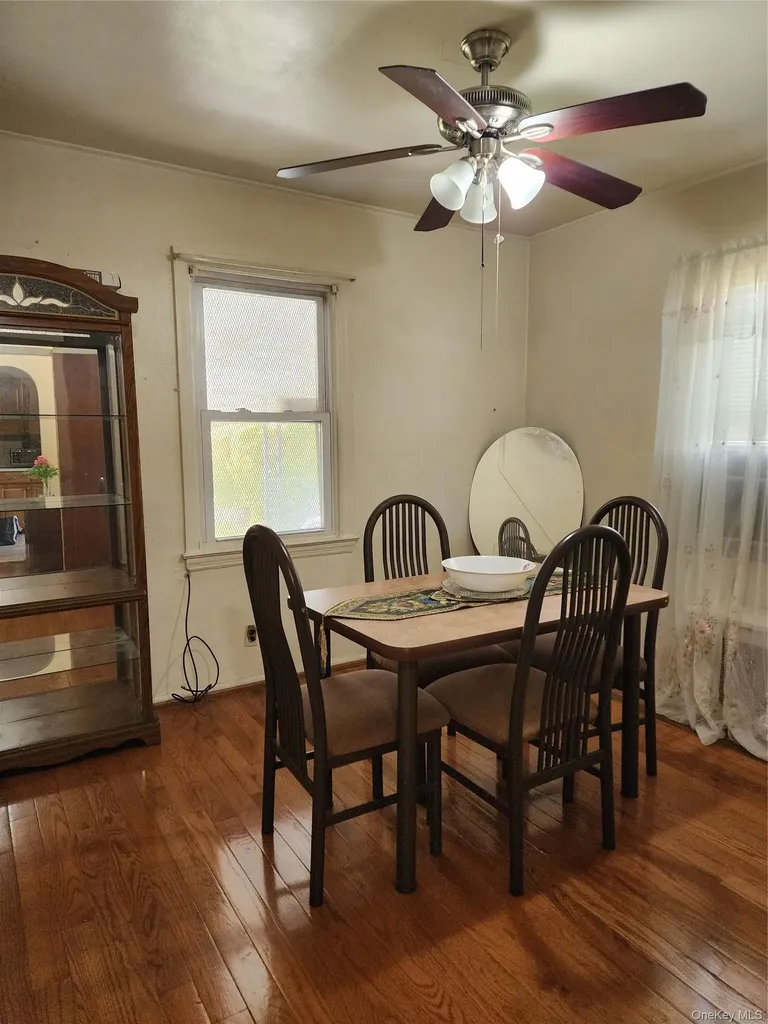 11942 238th Street Cambria Heights NY 11411