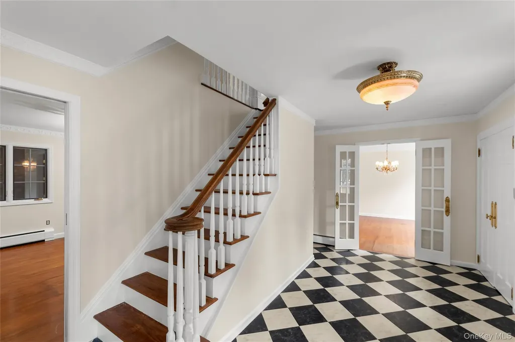 102 Birchwood Avenue Nyack NY 10960