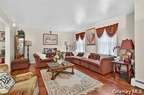 72 Peddler Hill Road Monroe NY 10950