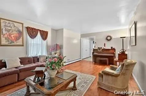 72 Peddler Hill Road Monroe NY 10950