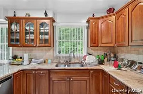 72 Peddler Hill Road Monroe NY 10950