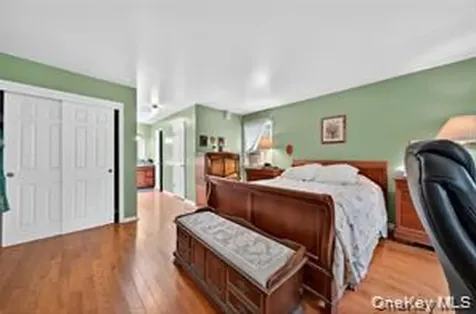 72 Peddler Hill Road Monroe NY 10950