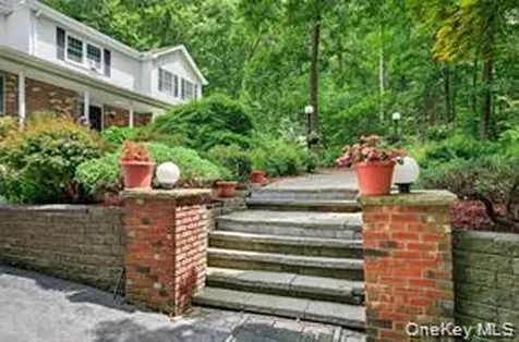 72 Peddler Hill Road Monroe NY 10950