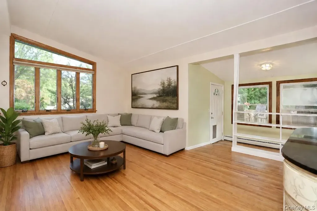 16 Heather Lane West Nyack NY 10994