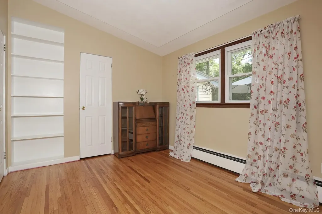 16 Heather Lane West Nyack NY 10994