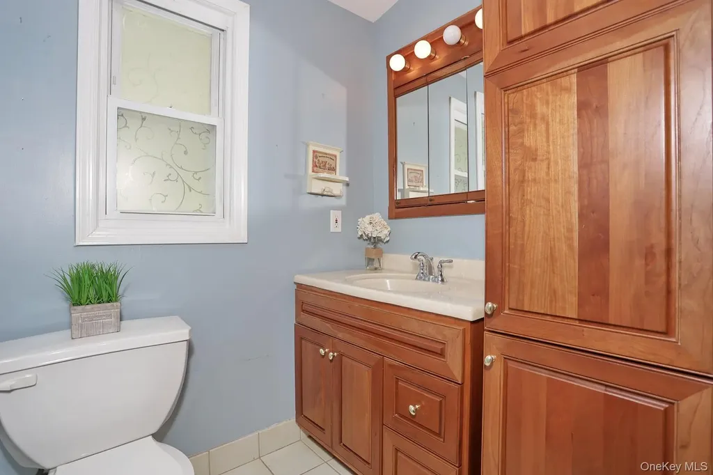 16 Heather Lane West Nyack NY 10994