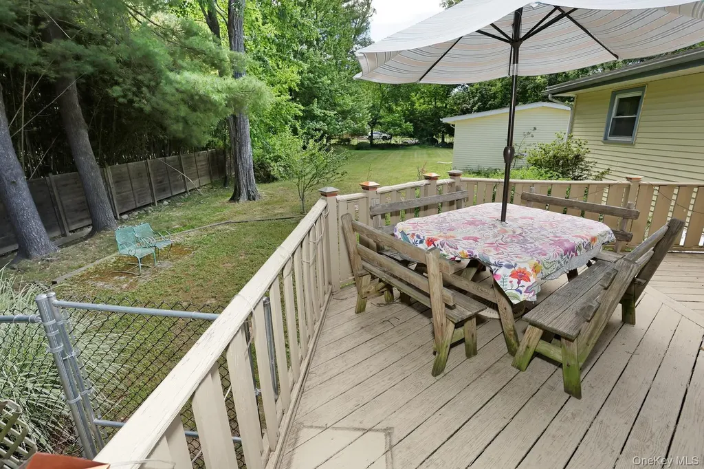 16 Heather Lane West Nyack NY 10994