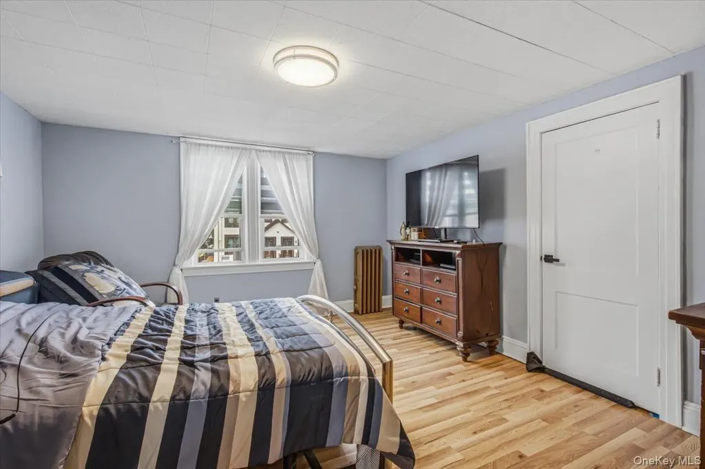 94-26 210th Street Queens Village NY 11428