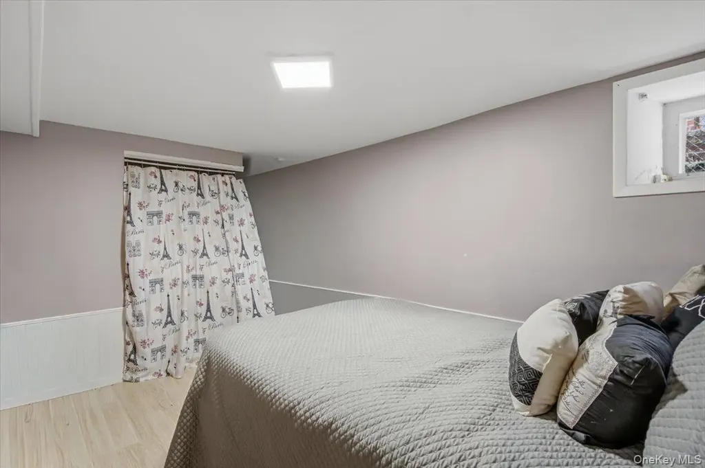 94-26 210th Street Queens Village NY 11428
