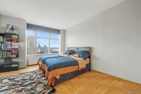 160 W 66th Street New York (manhattan) NY 10023