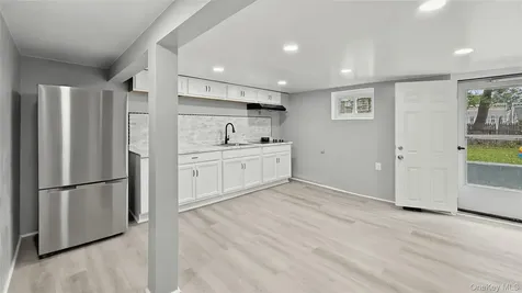 429 S 3rd Avenue Mount Vernon NY 10550