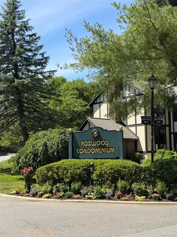 20 Foxwood Drive Pleasantville NY 10570
