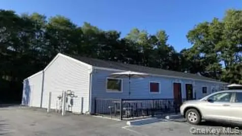 43 Violet Avenue Poughkeepsie NY 12601