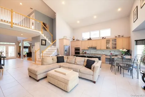 10 Windwatch Drive Hauppauge NY 11788
