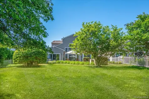 10 Windwatch Drive Hauppauge NY 11788