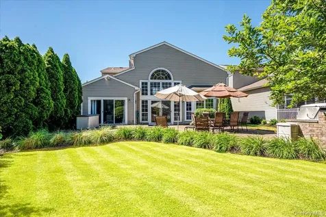 10 Windwatch Drive Hauppauge NY 11788