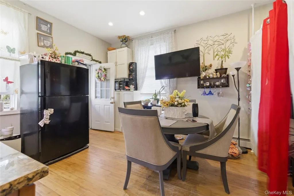 415 Guy Lombardo Avenue Freeport NY 11520