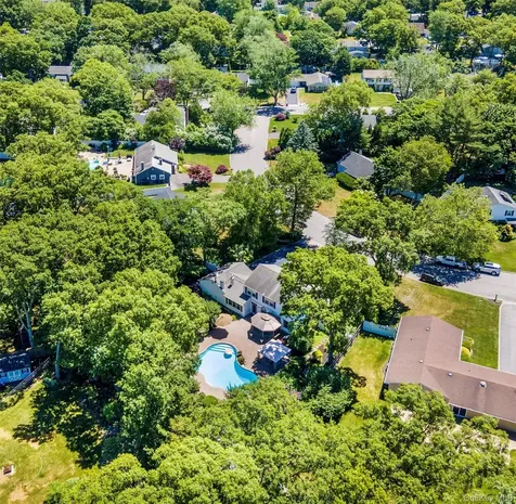 32 Westmoylan Lane Coram NY 11727