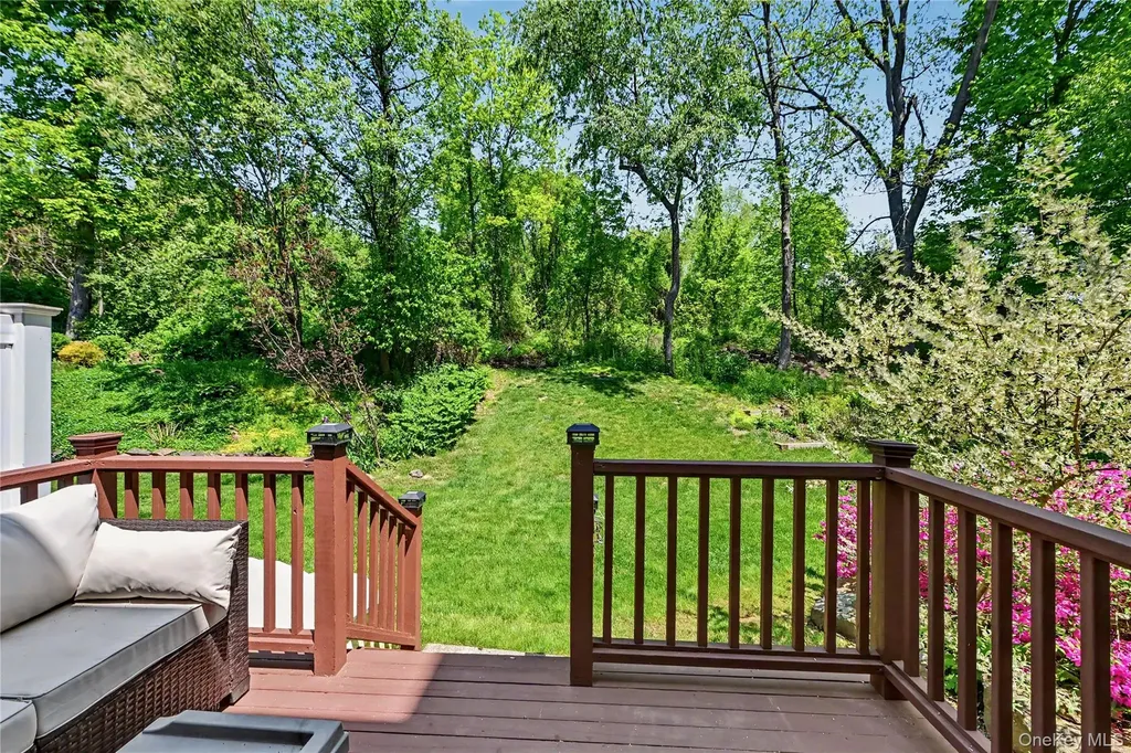 1205 Greystone Lane Brewster NY 10509