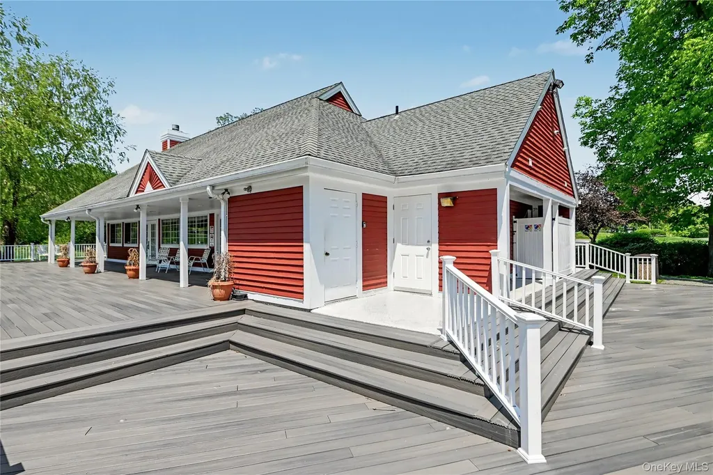 1205 Greystone Lane Brewster NY 10509