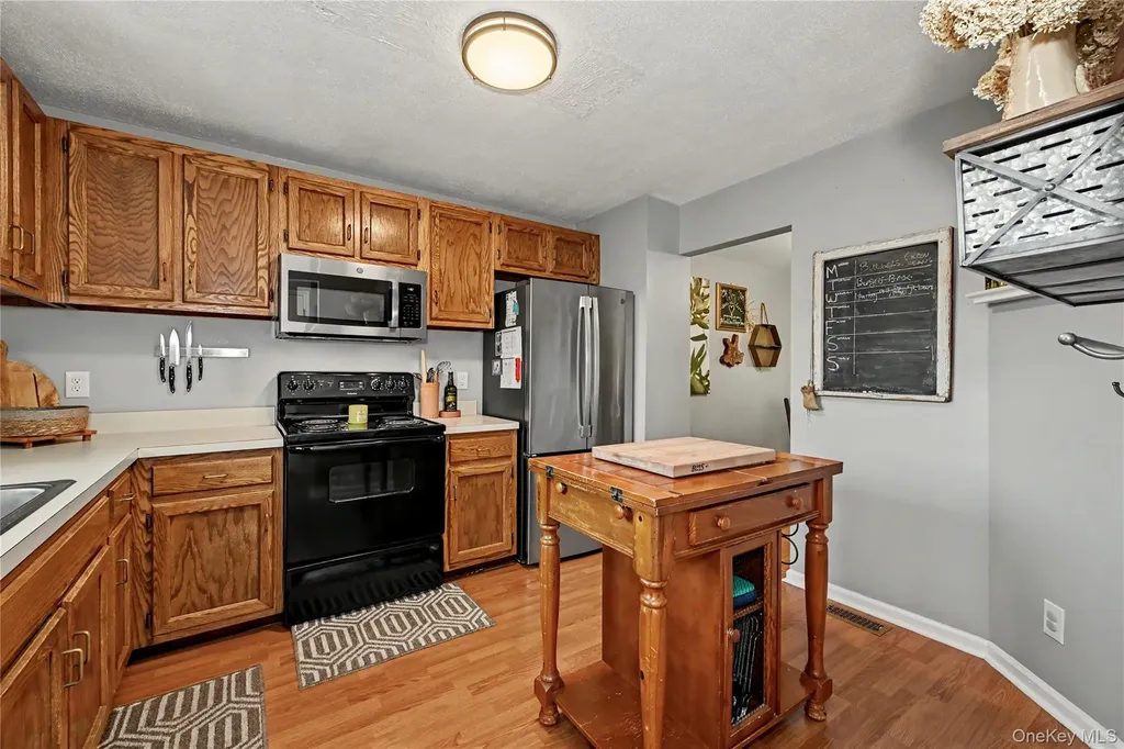 1205 Greystone Lane Brewster NY 10509