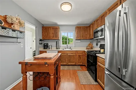 1205 Greystone Lane Brewster NY 10509