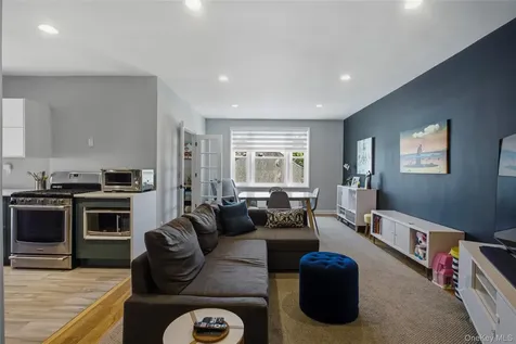 101 Old Mamaroneck Road White Plains NY 10605