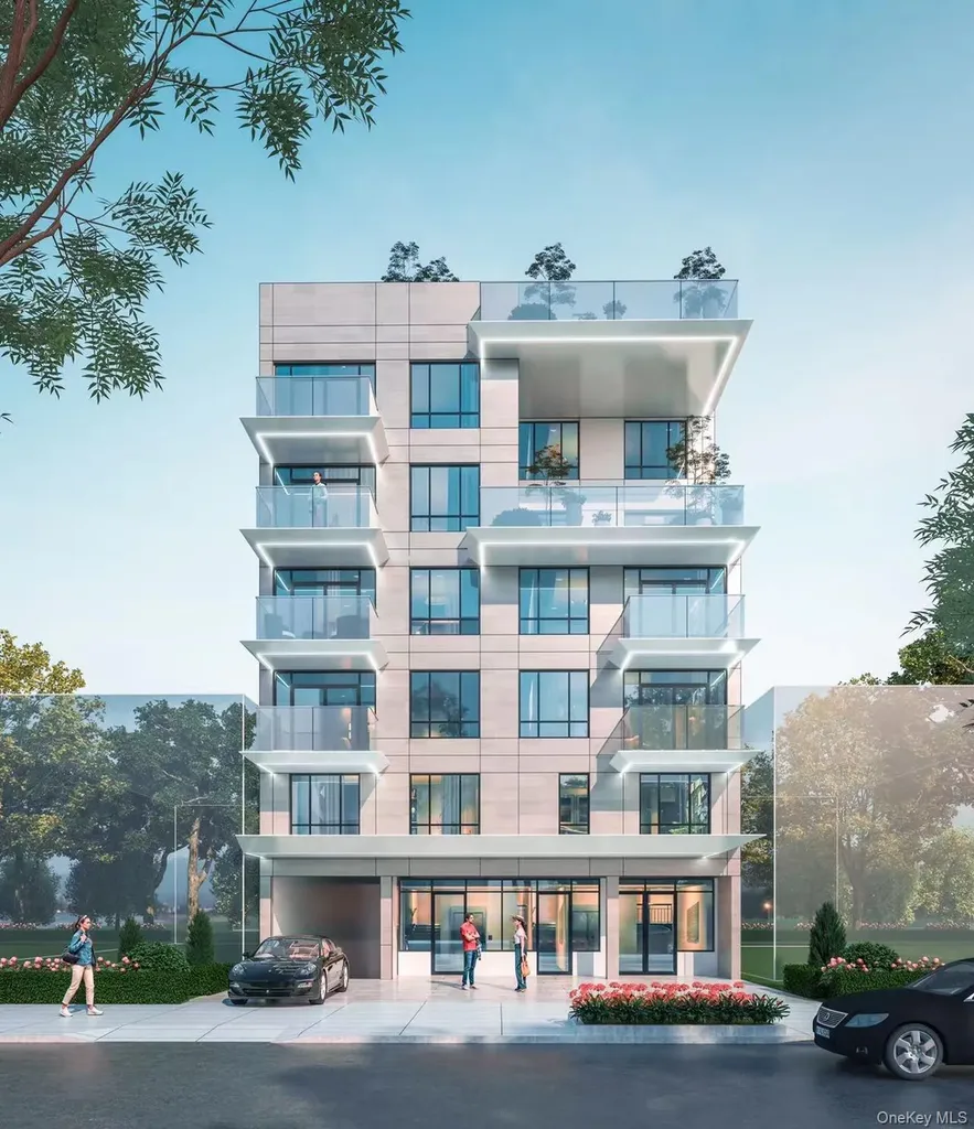 31-23/25 Linden Flushing NY 11354