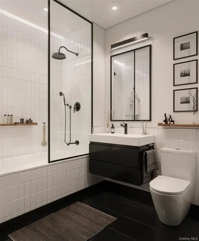 31-23/25 Linden Flushing NY 11354