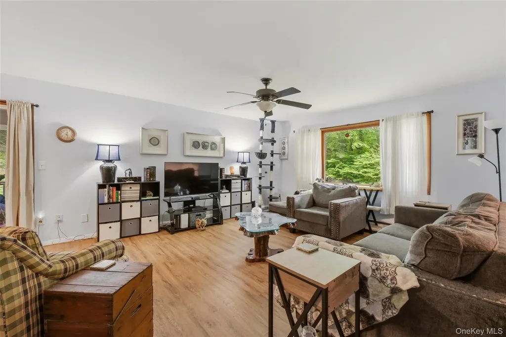 26 Maple Drive Mahopac NY 10541