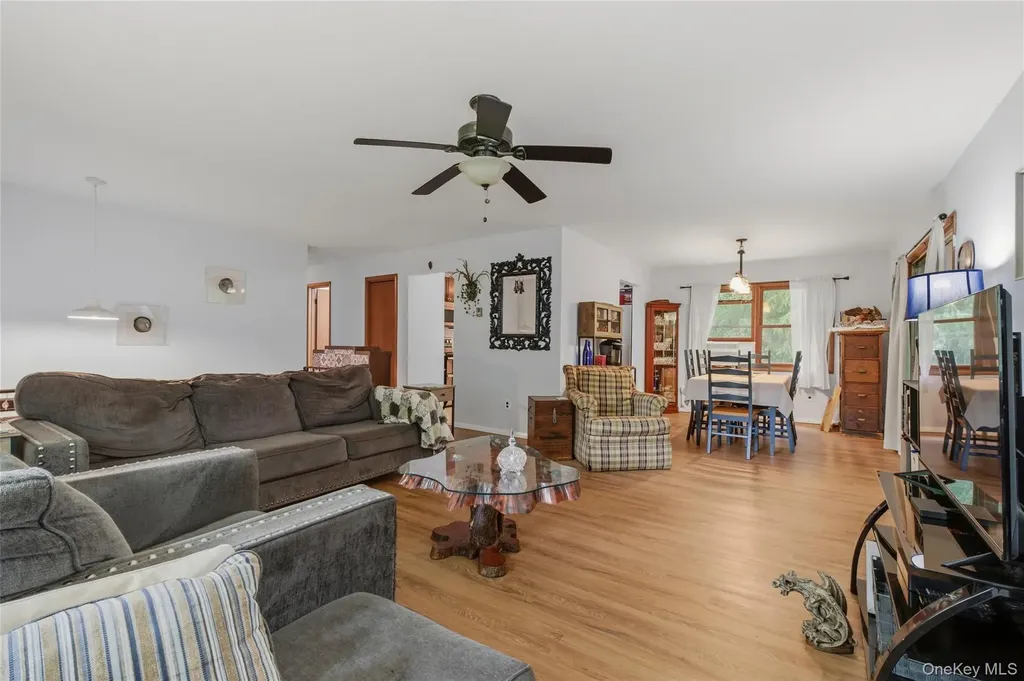 26 Maple Drive Mahopac NY 10541