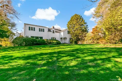 1050 Knollwood Road White Plains NY 10603