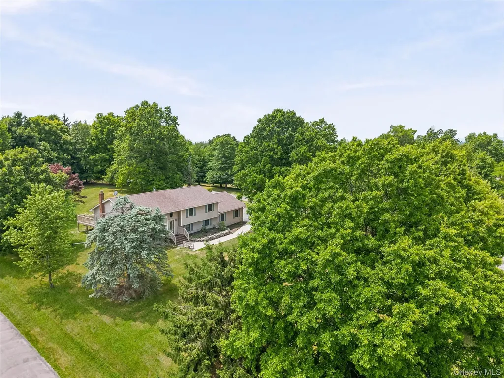 318 Beattie Road Washingtonville NY 10992