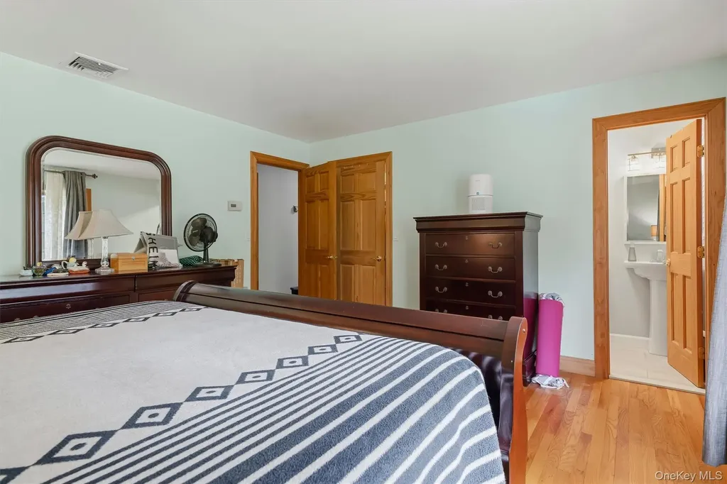 318 Beattie Road Washingtonville NY 10992