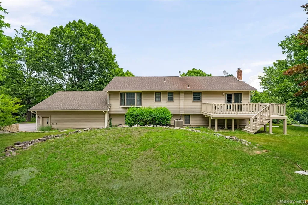 318 Beattie Road Washingtonville NY 10992