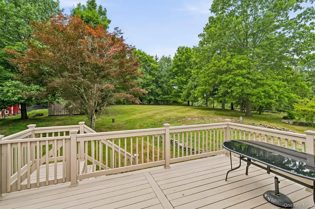 318 Beattie Road Washingtonville NY 10992