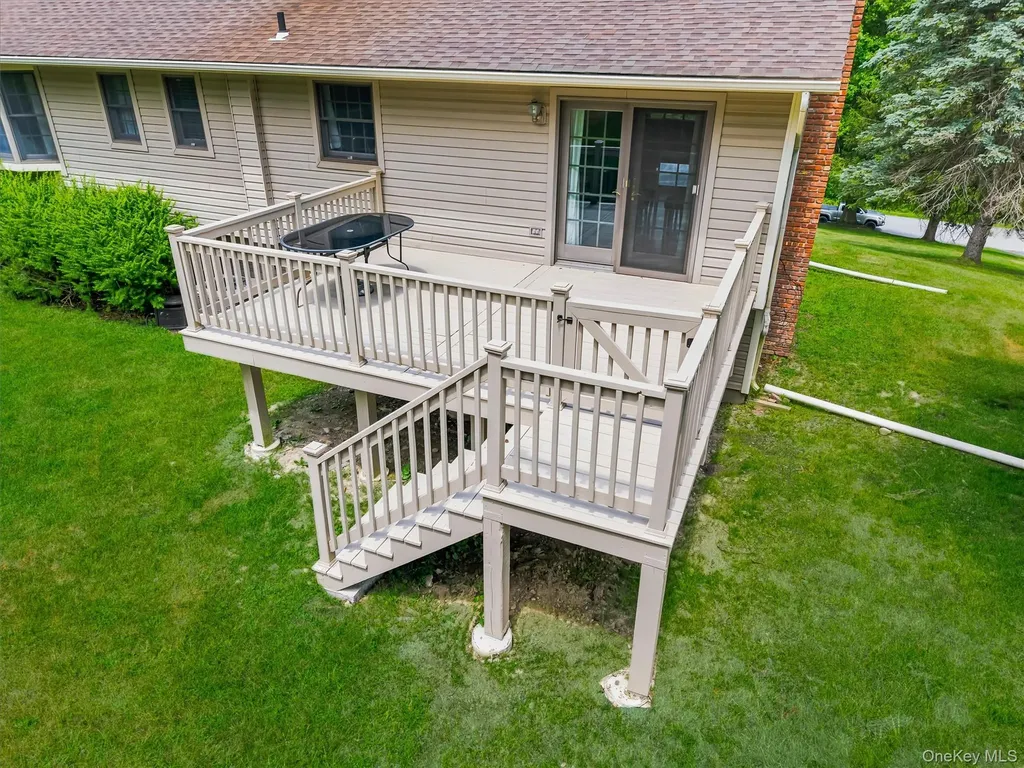318 Beattie Road Washingtonville NY 10992