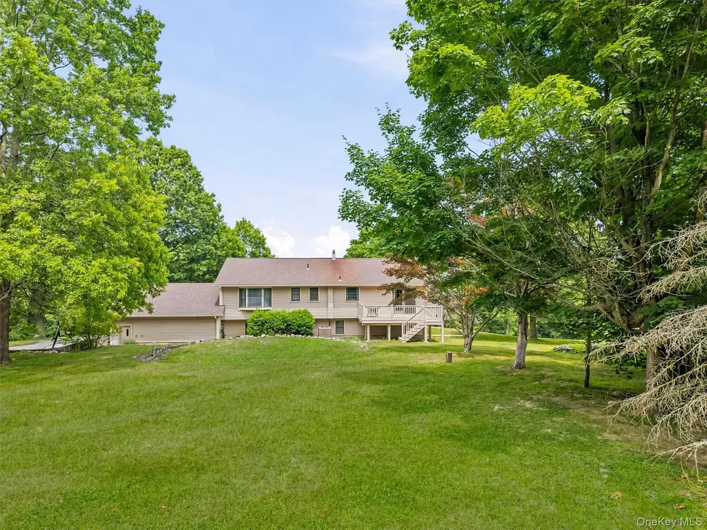 318 Beattie Road Washingtonville NY 10992