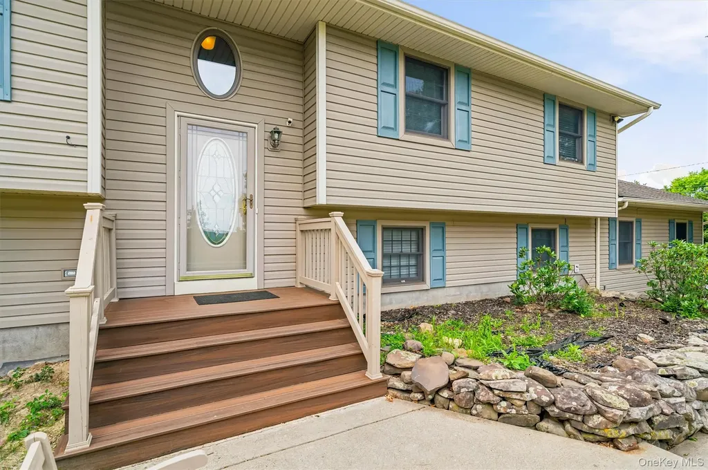 318 Beattie Road Washingtonville NY 10992
