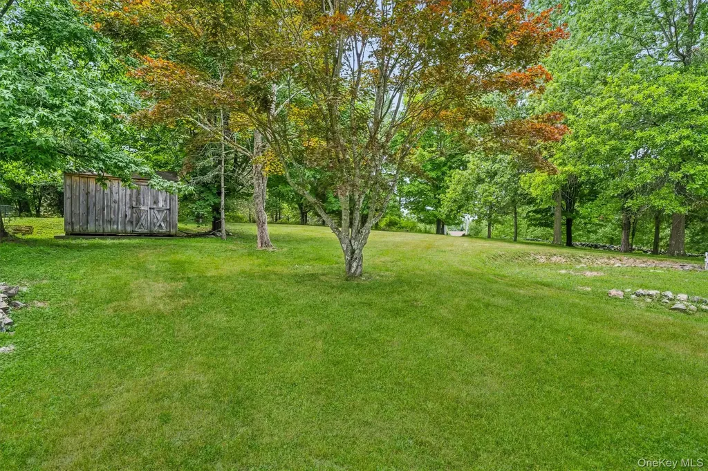 318 Beattie Road Washingtonville NY 10992