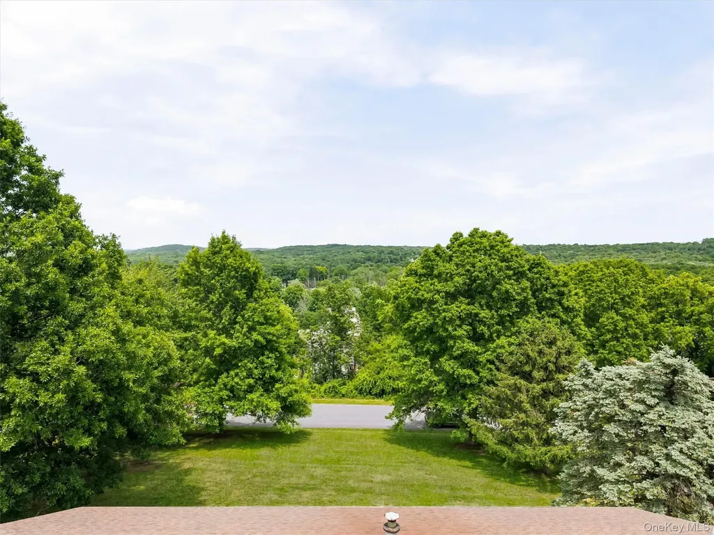 318 Beattie Road Washingtonville NY 10992