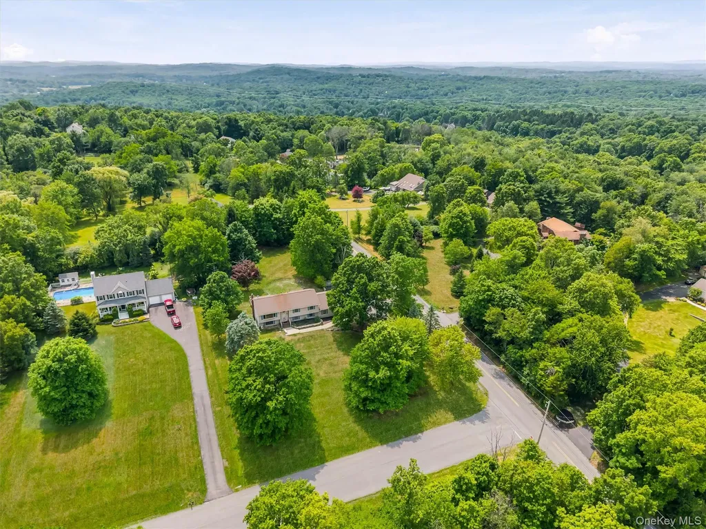 318 Beattie Road Washingtonville NY 10992