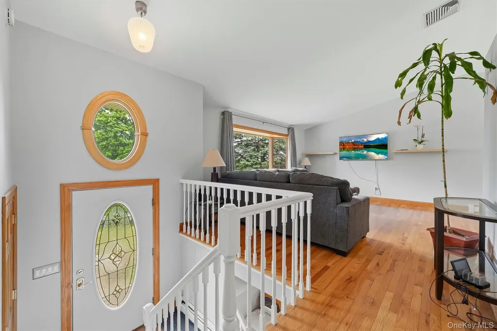 318 Beattie Road Washingtonville NY 10992