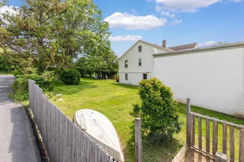 809 & 813 Montauk Highway Montauk NY 11954
