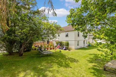 809 & 813 Montauk Highway Montauk NY 11954