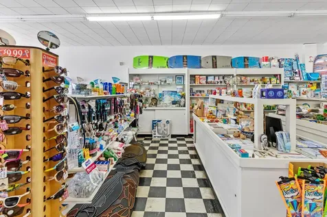 809 & 813 Montauk Highway Montauk NY 11954