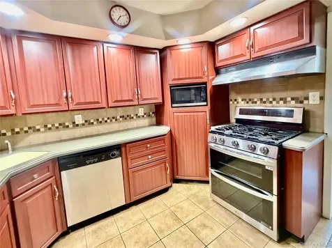 89 Bruce Avenue Hicksville NY 11801